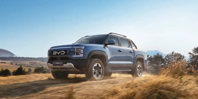 «BYD» تطلق Shark 6 لأول مرة كأول «بيك أب»