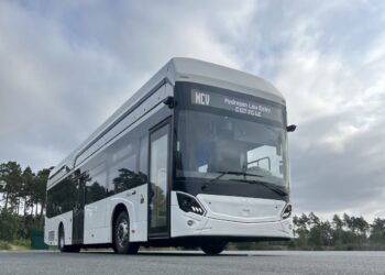 شركة MCV المصرية تقوم بتصدير 35 حافلة عاملة بالهيدروجين إلى النمسا
