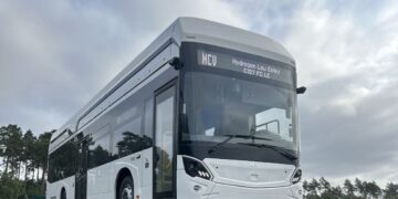 شركة MCV المصرية تقوم بتصدير 35 حافلة عاملة بالهيدروجين إلى النمسا