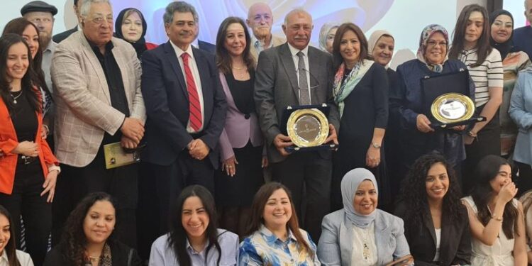 «الجامعة البريطانية» في القاهرة تُكرّم «لولا زقلمة»