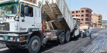 رفع كفاءة الطرق بمدن 6 أكتوبر وأكتوبر الجديدة والعبور والشروق والقرى السياحية
