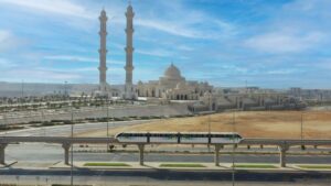 بدء التشغيل التجاري لمونوريل شرق النيل وتعزيز الربط الحضري في القاهرة الكبرى