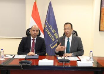 وزيرا الاتصالات والعمل يطلقان خدمة «كعب العمل» إلكترونياً عبر منصة مصر الرقمية