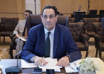 الدكتور مصطفى رشيد الخبير الاقتصادى البحرى
