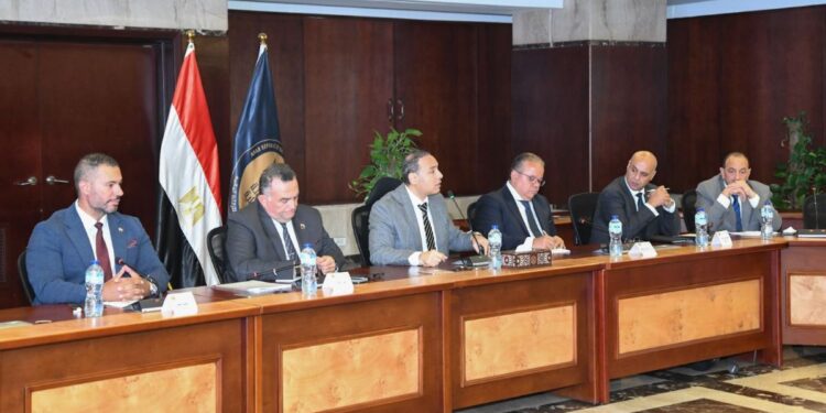 الاستعدادات الأخيرة لإطلاق الشورت سيلينج في البورصة
