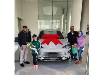تسليم الدفعة الأولى من سيارة BYD Ti7 الجديدة