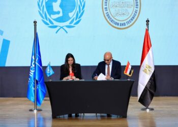 وزير التربية والتعليم يوقع مع ممثلة منظمة «يونيسف مصر» بيانا مشتركا بشأن الالتزام بدعم التحول الشامل في منظومة التعليم