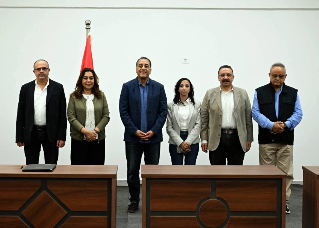 رئيس الوزراء يشهد مراسم توقيع توثيق تراث رشيد