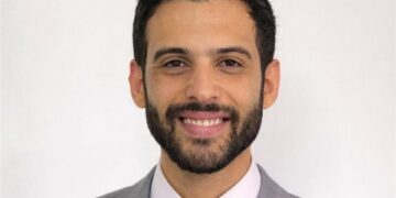 باهر عبدالعزيز الخبير الاقتصادي