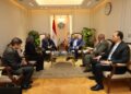 وزير النقل يبحث مع سفير أوزبكستان بالقاهرة تعزيز التعاون في مجالات النقل