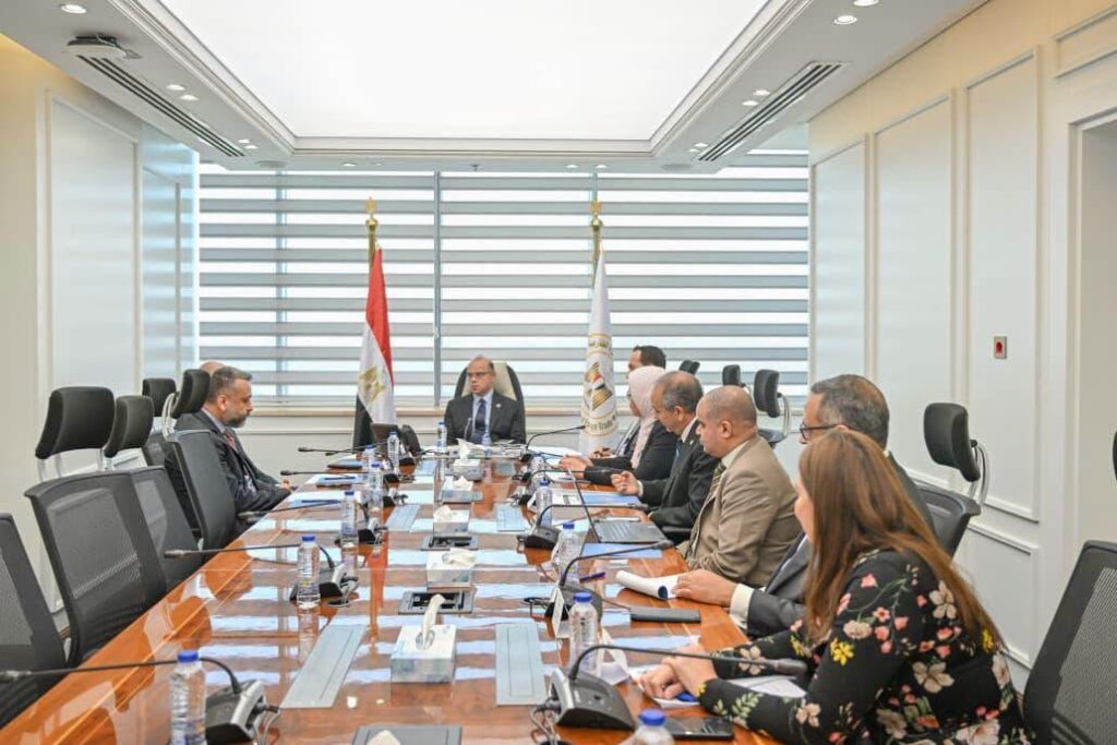 وزير الاستثمار يبحث مع شركة بروكتر آند جامبل خططها الاستثمارية