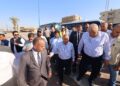 وزير النقل خلال تفقده محطة السكة الحديد ومحطة اتوبيسات غرب ووسط الدلتا للنقل والسياحة بمطروح