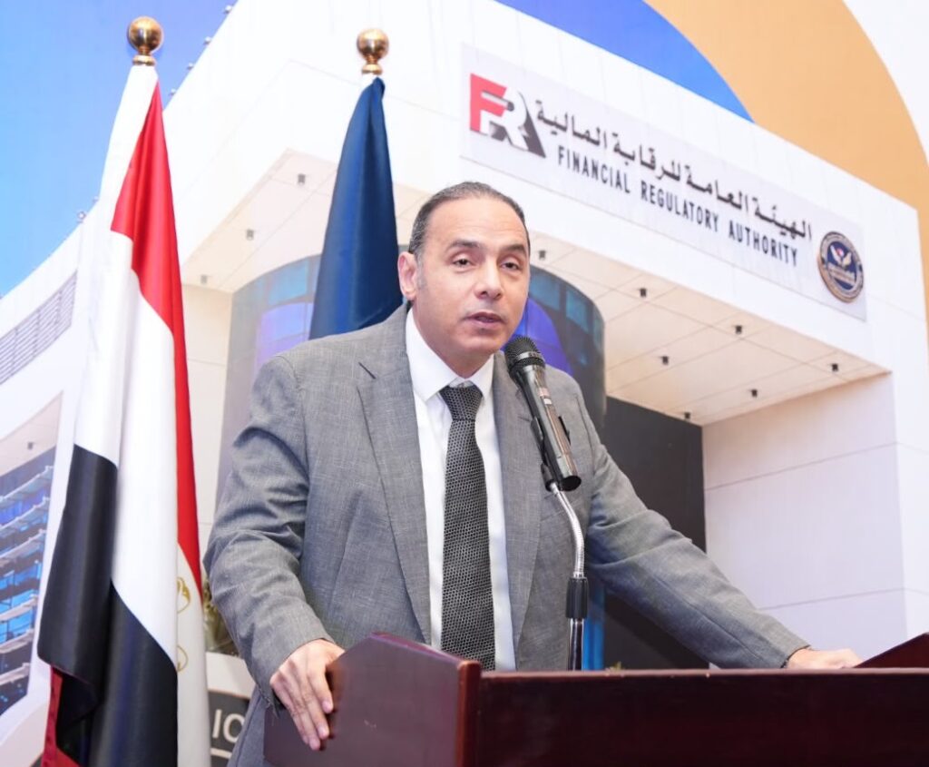 الدكتور إسلام عزام، رئيس الهيئة العامة للرقابة المالية