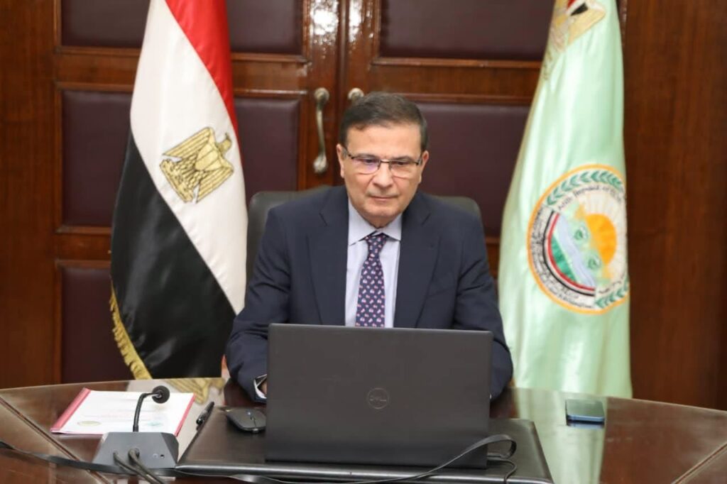 وزير الزراعة يتابع انتظام غرف العمليات المركزية