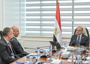 وزير الاستثمار يبحث مع شركة بروكتر آند جامبل خططها الاستثمارية