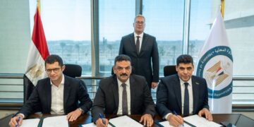 وزير البترول يشهد توقيع اتفاقية لإنشاء وتشغيل مصنع لإنتاج الأسمدة الفوسفاتية بالعين السخنة