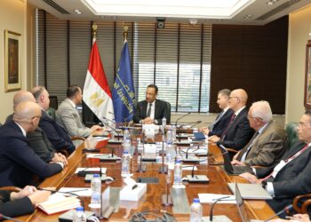 EY تطلق مركز إقليمي لتقديم خدمات تعهيد تكنولوجيا المعلومات والاستشارات