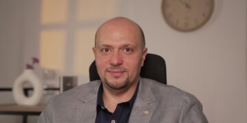 المهندس هيثم منصور، الرئيس التنفيذي لشركة تحوت للاستشارات