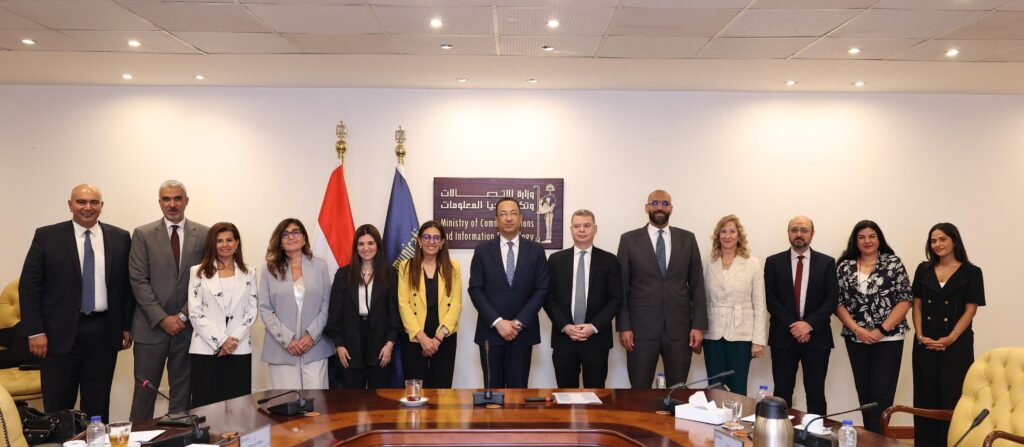 وزير الاتصالات خلال لقاء بأعضاء لجنة التحول الرقمى بغرفة التجارة الأمريكية بالقاهرة