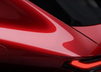 ألفا روميو تكشف أول ملامح تصميم طرازها الجديد ضمن فئة C-SUV