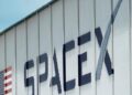 انضمام SpaceX إلى مؤشر NASDAQ 100 يعيد توزيع أوزان آبل وإنفيديا