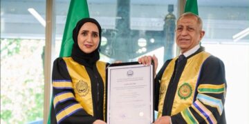 الأكاديمية العربية تمنح المهندسة حصة آل مالك الدكتوراه الفخرية في إدارة وتطوير القطاع البحري