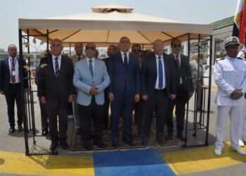 السفينة عايدة 4 ترسو بميناء الجزائر