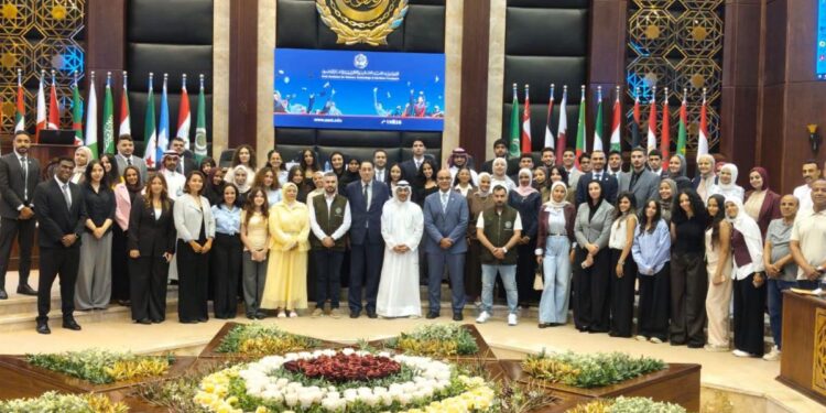 الأكاديمية العربية وجامعة الدول العربية تحتفلان بعقد من الشراكة في تأهيل الشباب العربي