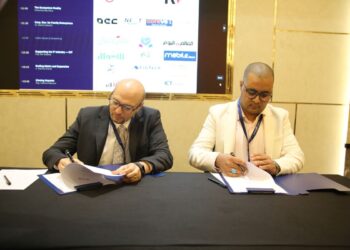 المهندس هيثم منصور و أحمد حمدان يوقعان علي اتفاقية شراكة استراتيجية