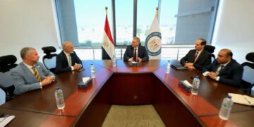 وزير البترول يبحث مع إكسون موبيل العالمية آليات تنفيذ مذكرة تفاهم 