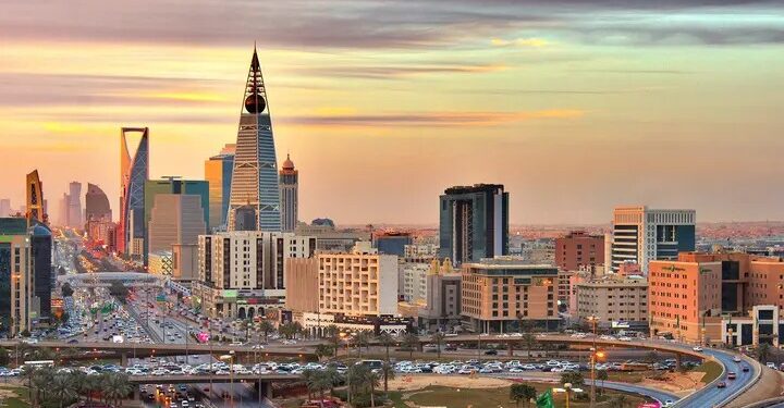 التحول الرقمي والإقامة المميزة يدعمان تنافسية المملكة