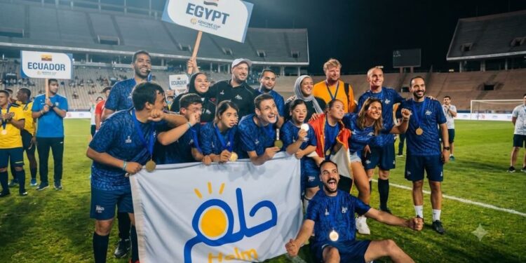 فريق حلم يفوز بكأس بطولة Genuine Cup العالمية لكرة القدم