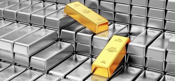 اليابان وأمريكا تتدخلان لإنقاذ الين بعد تراجعه لأدنى مستوى في 40 عاما