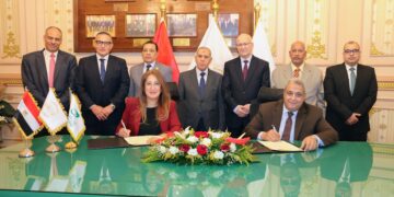 رئيس مجلس القضاء الأعلى يوقّع بروتوكول تعاون مع الهيئة القومية للبريد