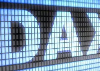 داكس يقترب من قمة تاريخية جديدة وسط تفاؤل المستثمرين