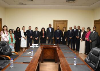وزير الشباب والرياضة يبحث مع وفد اتحاد المستثمرات العرب دعم ريادة الأعمال وتعظيم الاستثمار الرياضي