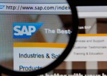 سهم SAP يقفز بقوة مع عودة التفاؤل إلى قطاع البرمجيات