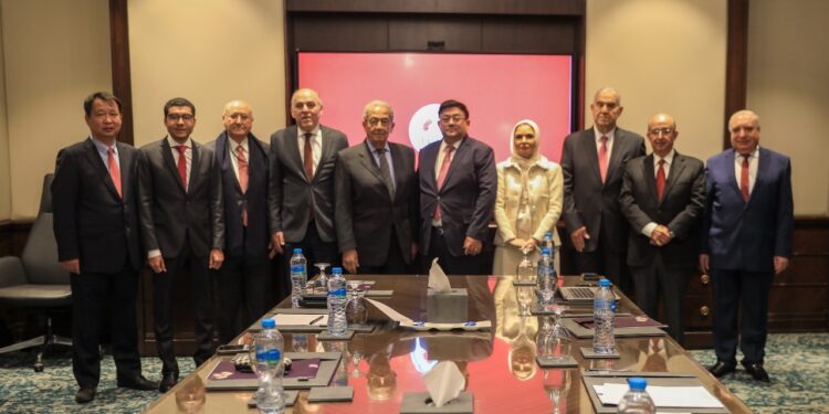 مؤسسة رجال الأعمال المصريين الصينيين: زيارة الرئيس شي جين بينغ تدشن مرحلة جديدة في شراكة حضارتين لصناعة المستقبل