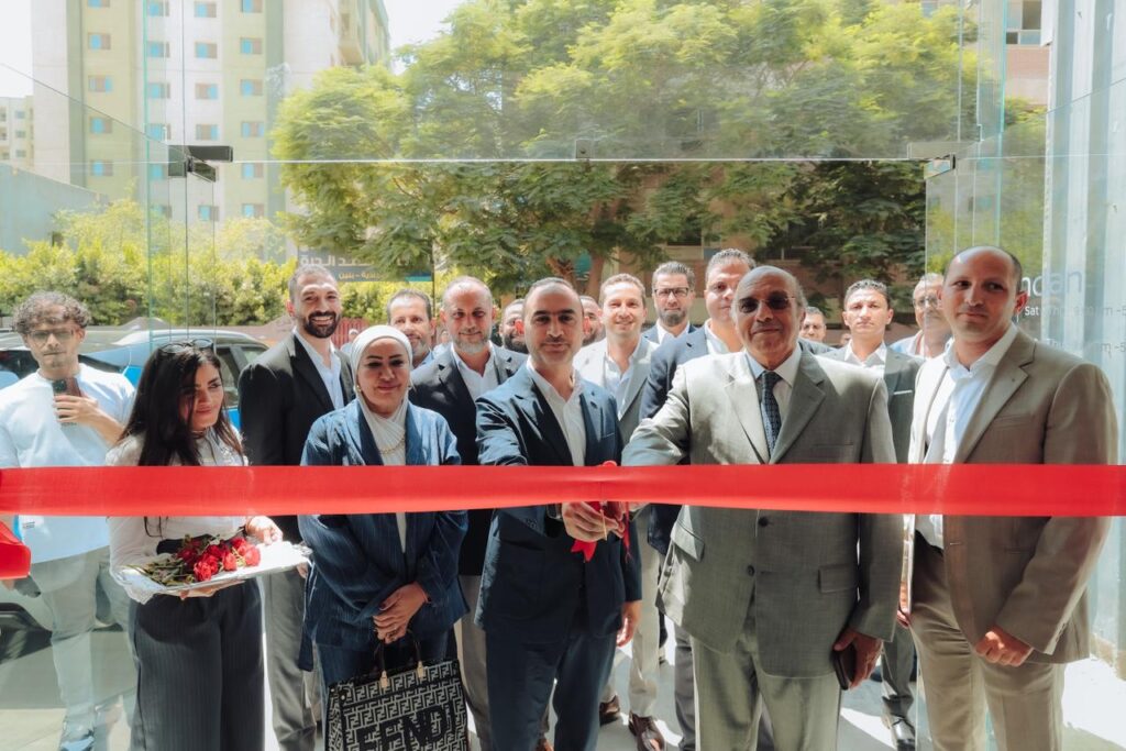 نيسان مصر و وهدان أوتو يفتتحان رسمياً فرعاً متكاملاً بالنزهة الجديدة في القاهرة
