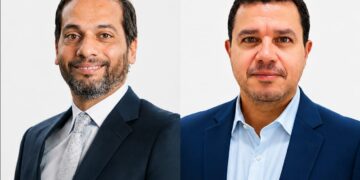 إي اف چي فاينانس تستعرض خطط نمو بلد