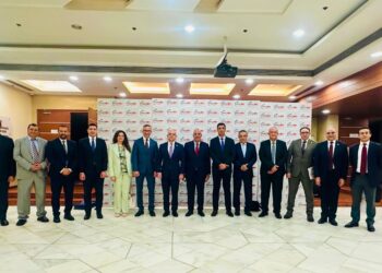 اتحاد الصناعات المصرية يبحث مع مجتمع الأعمال الهندي فرص الاستثمار