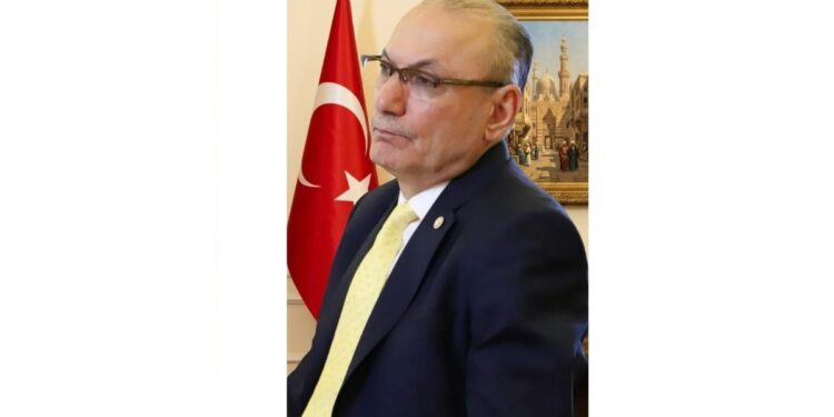 السفير التركي لدى مصر، صالح موطلو شن