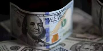 سعر الدولار امام الجنيه بالبنوك المصرية الاحد 2 اغسطس 2026