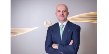 أحمد أولموشطور، الرئيس التنفيذي للخطوط الجوية التركية