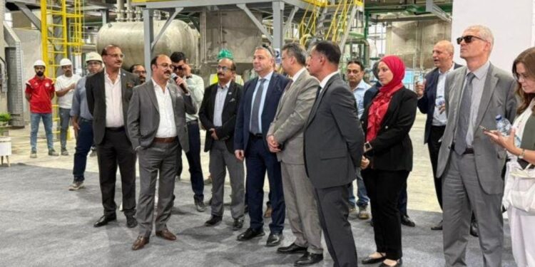 مصنع بالسخنة يحول مصر إلى بوابة لتغليف المنتجات عالميا