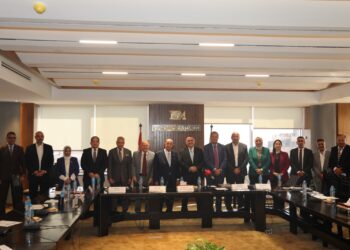 البورصة المصرية وجمعية رجال الأعمال المصريين (EBA) تبحثان مزايا القيد ومستجدات السوق وأحدث الأدوات المالية