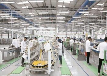 الصناعة المصرية تدخل اختبار الإنتاج والصادرات