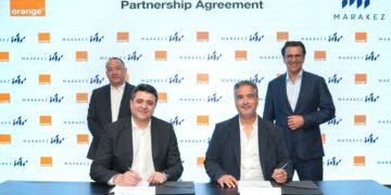 اورنچ مصر توقع شراكة استراتيجية مع مراكز لتطوير البنية التحتية الذكية في 4 من أكبر مشروعاتها العمرانية والتجارية