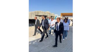 محافظ البحر الأحمر يتفقد توسعات بيتش سفارى