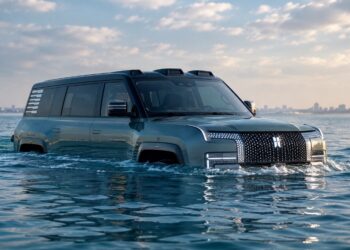 QN Automotive تقدم سيارة YANGWANG U8L للمرة الأولى في مصر